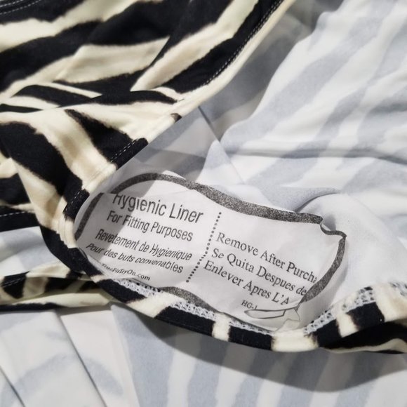 Lauren Ralph Lauren Plus Size Skirted One Piece Swimsuit Zebra Print - Picture 10 of 16